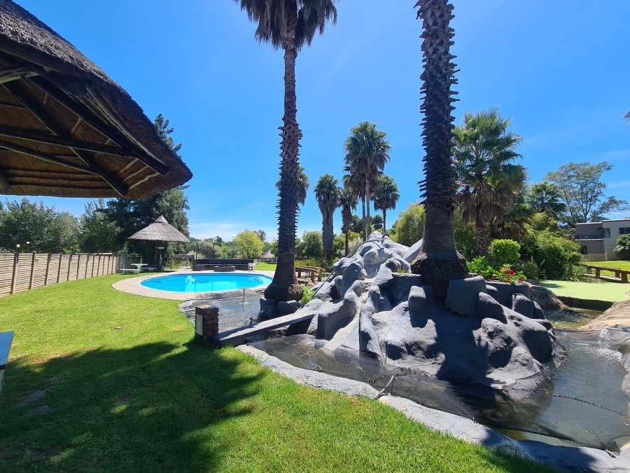 5 Bedroom Property for Sale in Maraldi Estate Free State